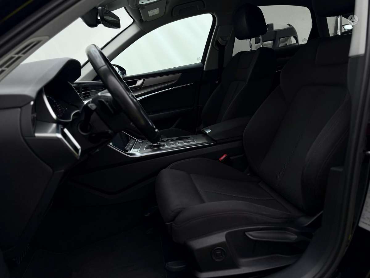 Audi A6, 2.0 l., Седан