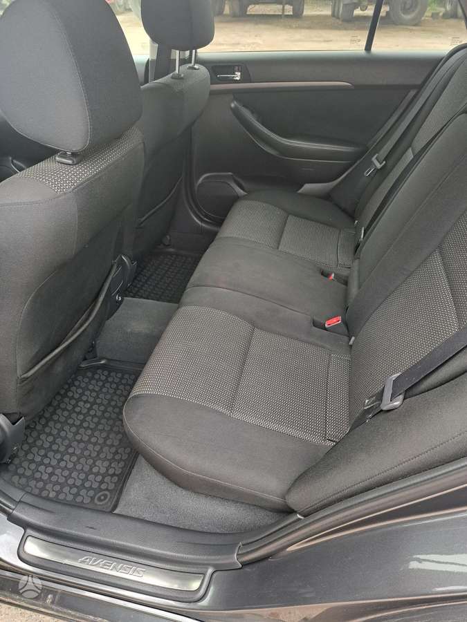Toyota Avensis, 2.2 l., Универсал