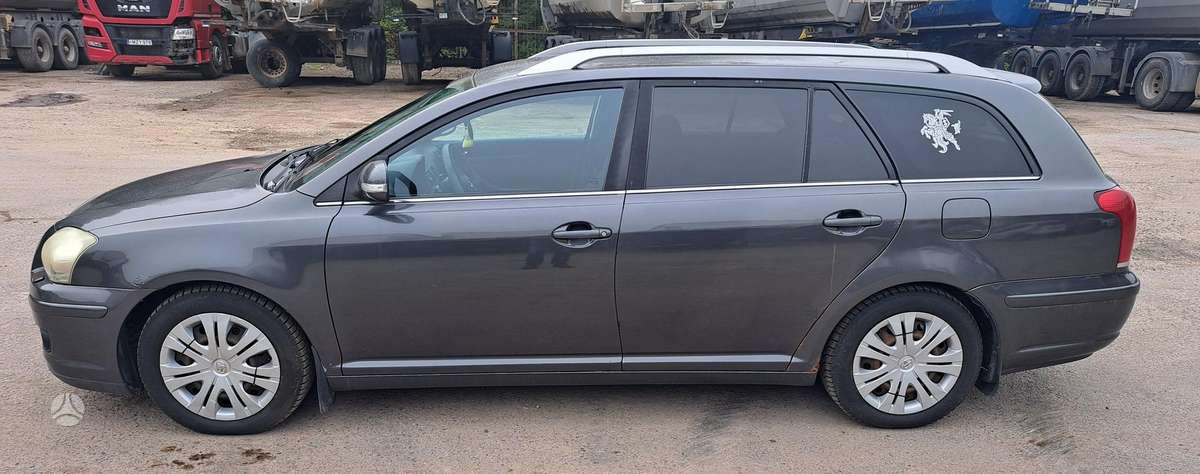 Toyota Avensis, 2.2 l., Универсал