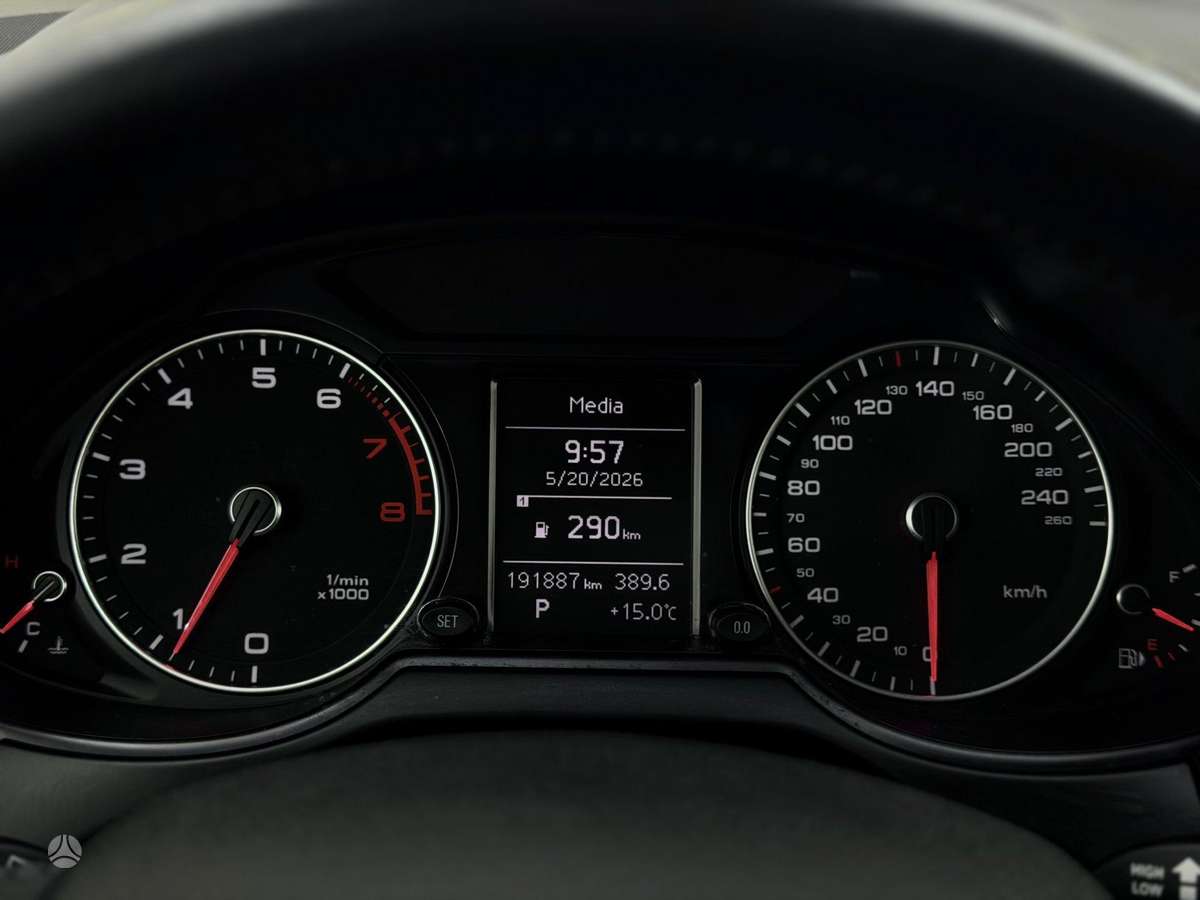 Audi Q5, 2.0 l., off-road / crossover