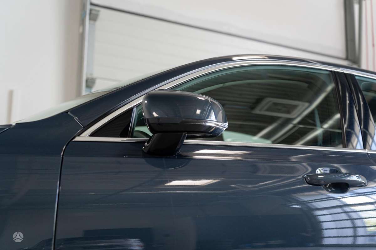 Volvo S90 - 10