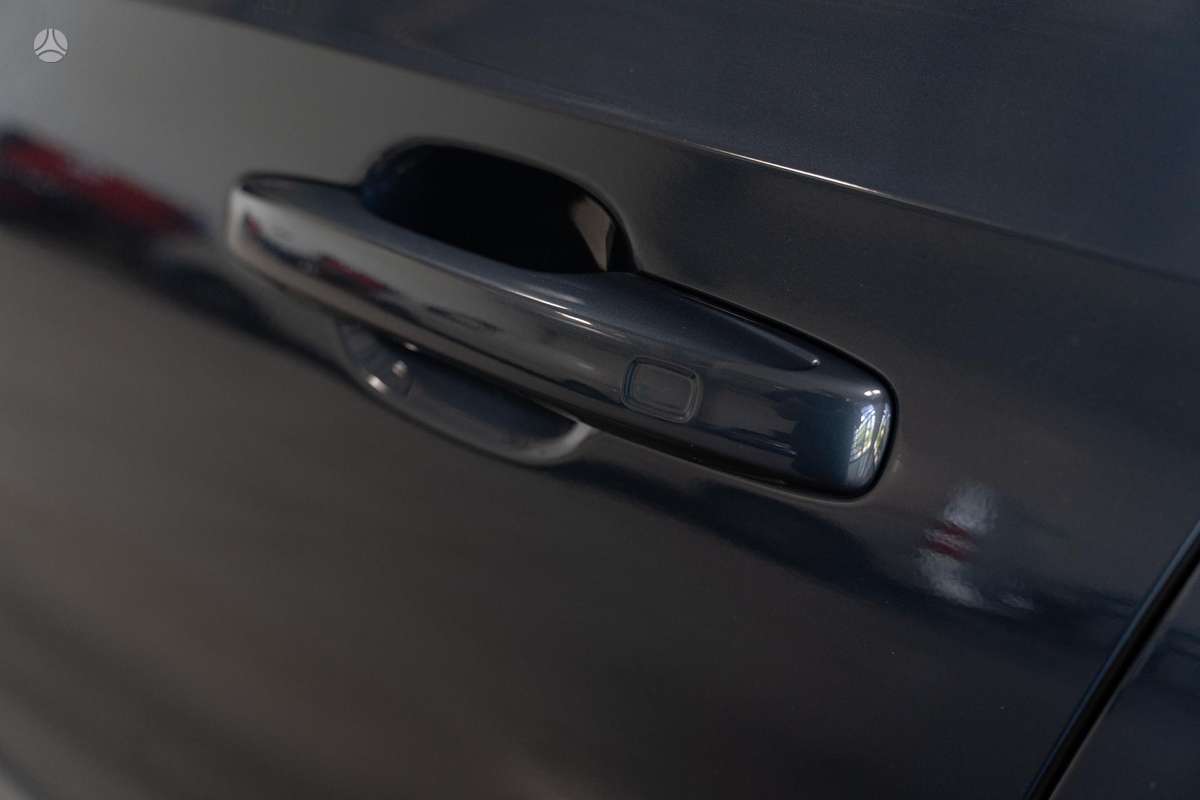 Volvo S90 - 11
