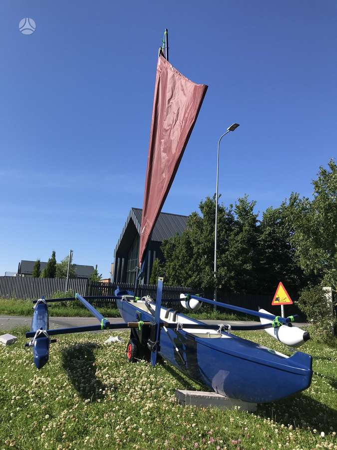 One-off Ulua outrigger sailing canoe, catamarans / trimarans