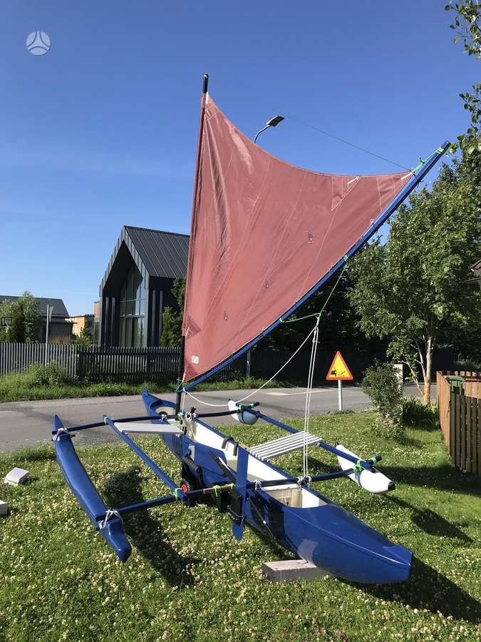 One-off Ulua outrigger sailing canoe, catamarans / trimarans