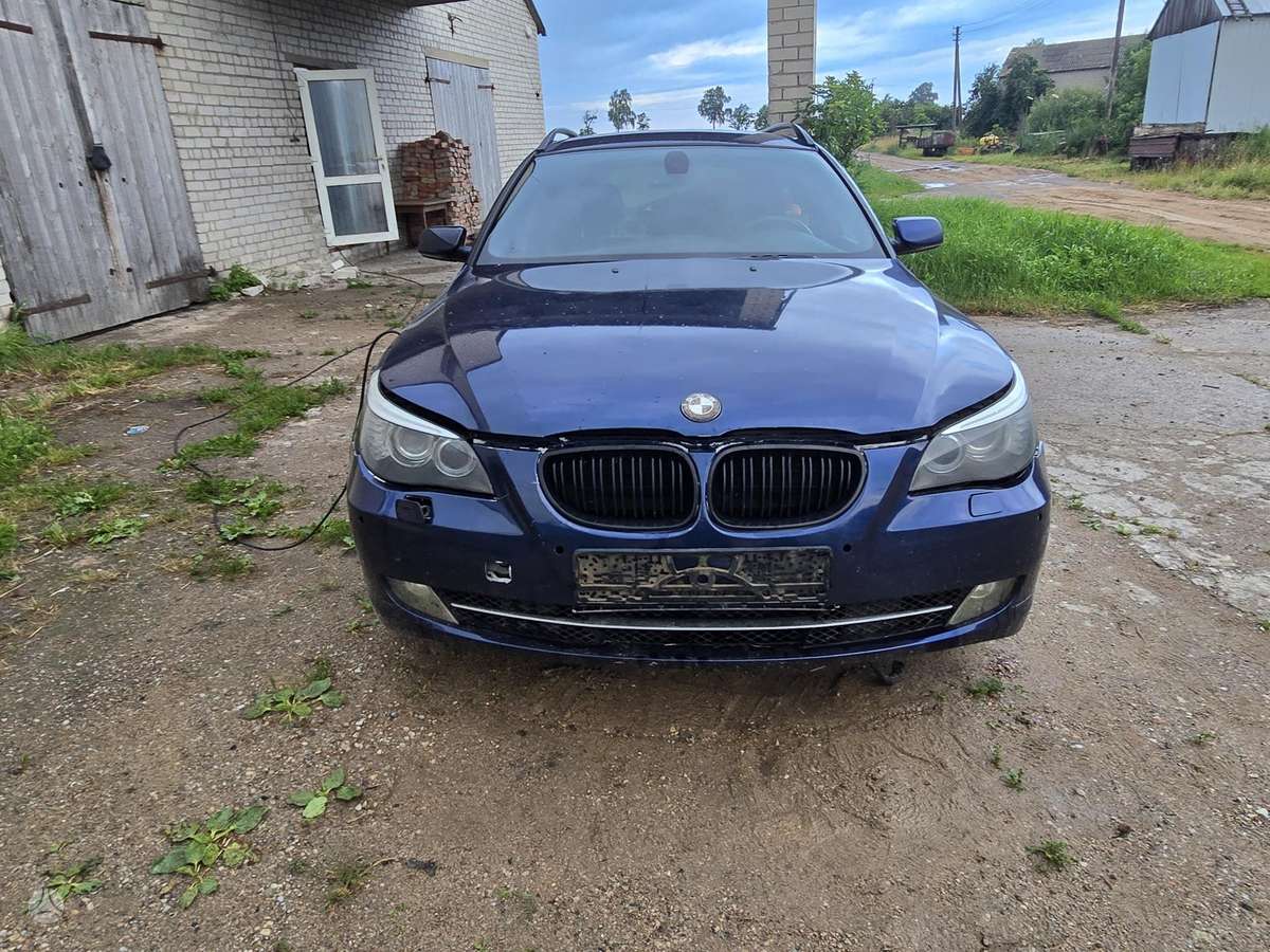 BMW 520 kėbulo dalys
