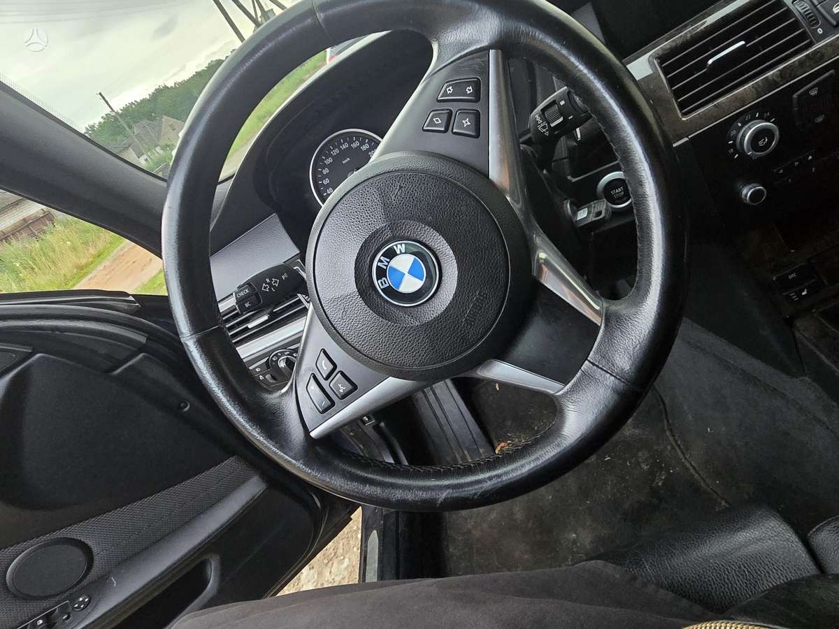 BMW 520 детали кузова