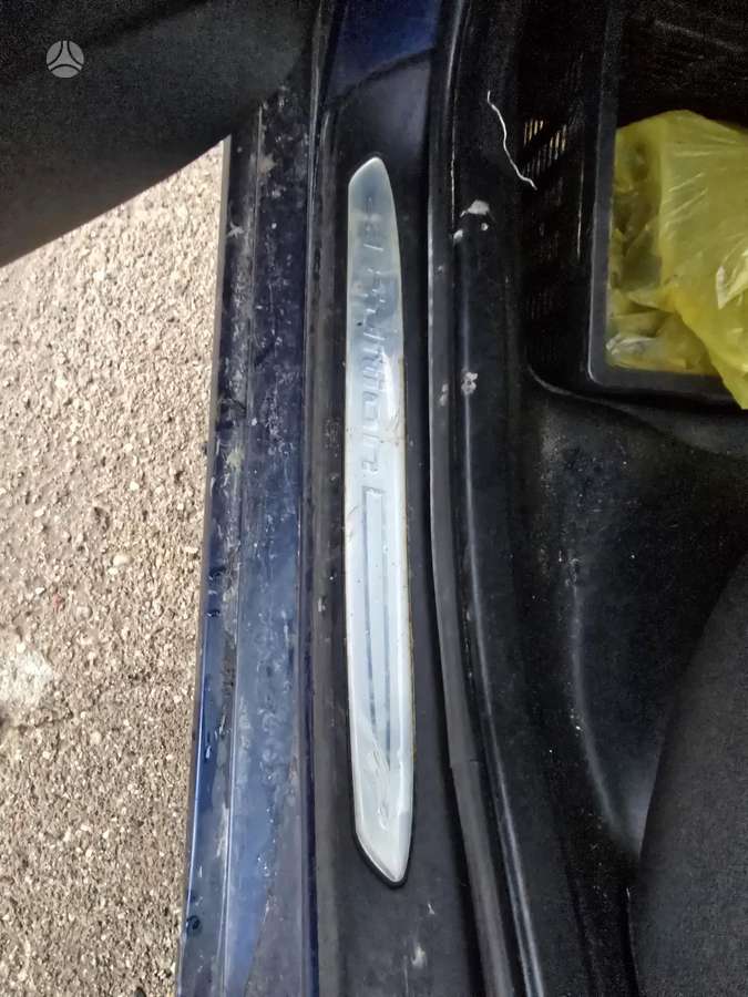 BMW 520 kėbulo dalys