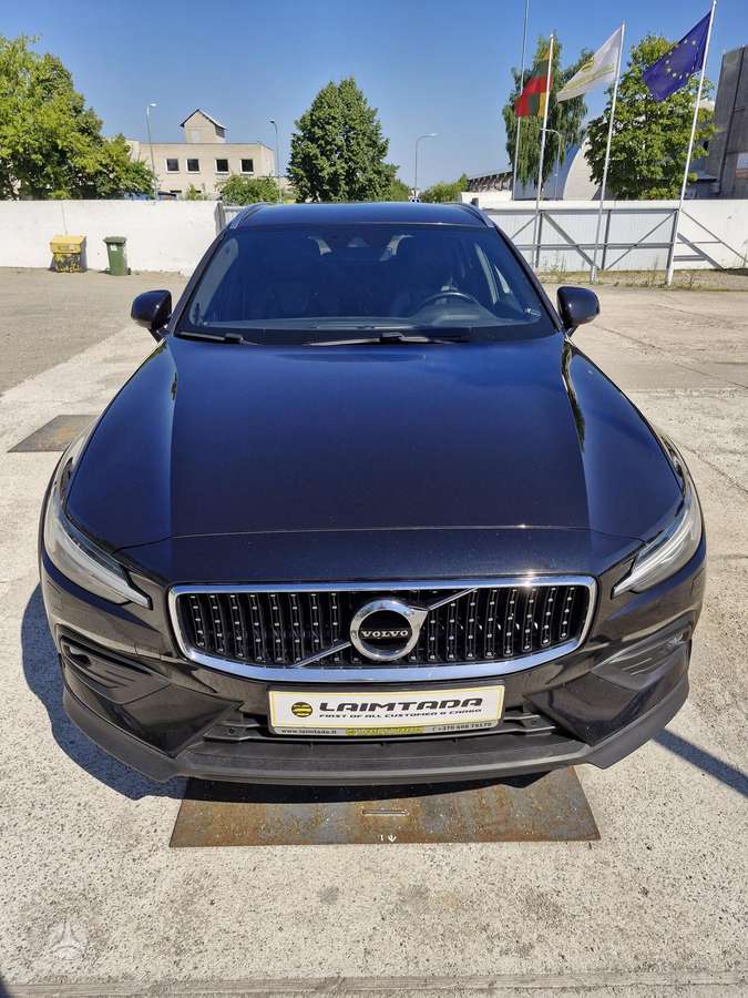 Volvo V60 Cross Country - 9