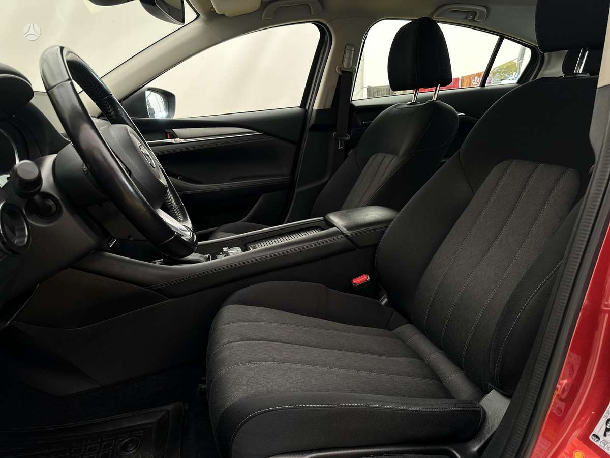 Mazda 6, 2.0 l., Седан