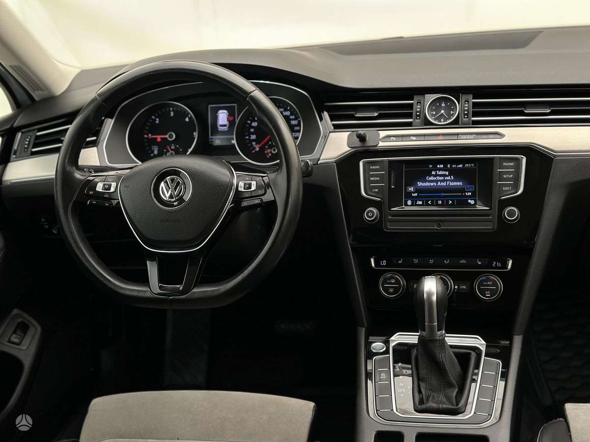 Volkswagen Passat, 2.0 l., Универсал