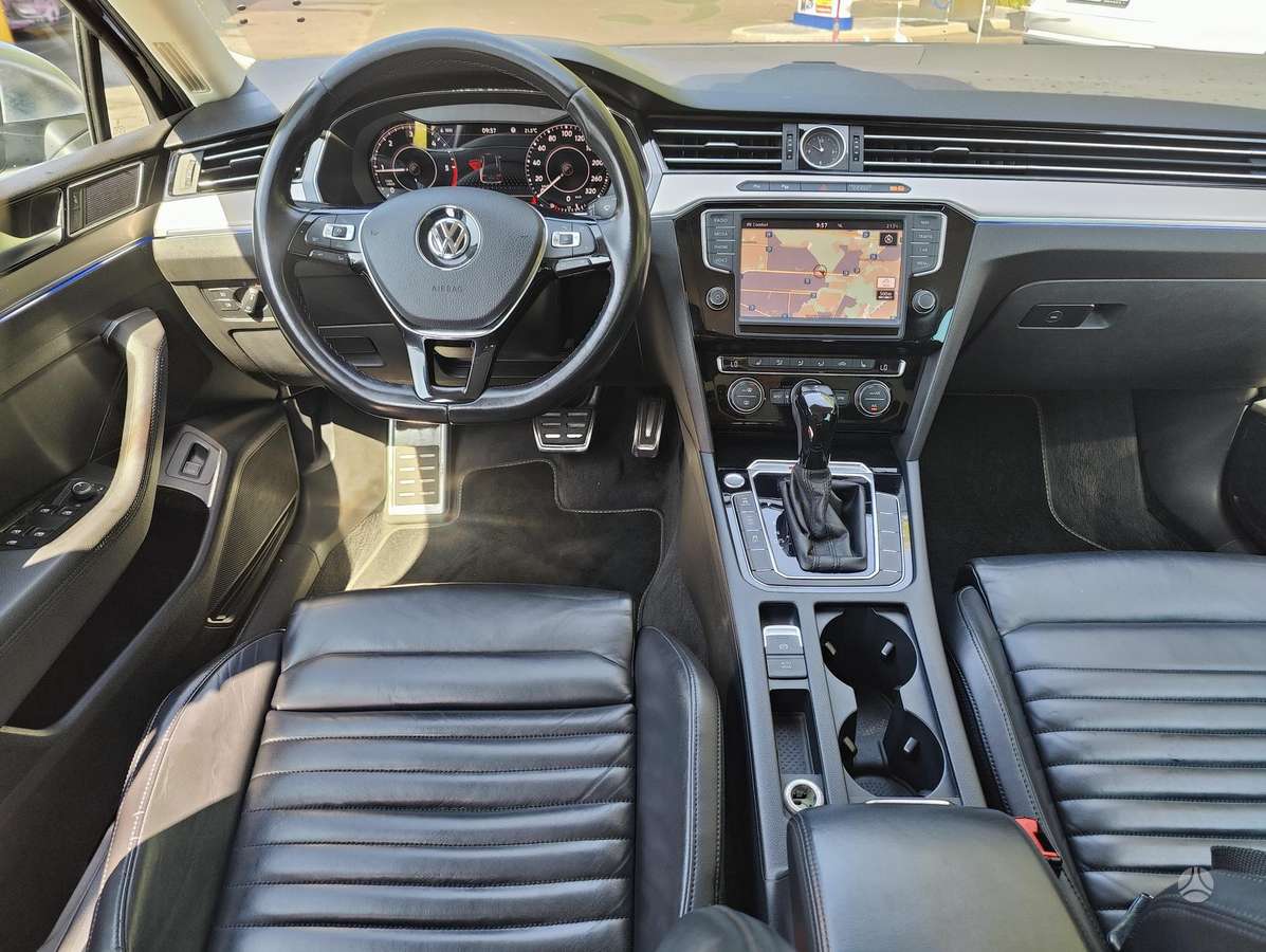 Volkswagen Passat, 2.0 l., Универсал