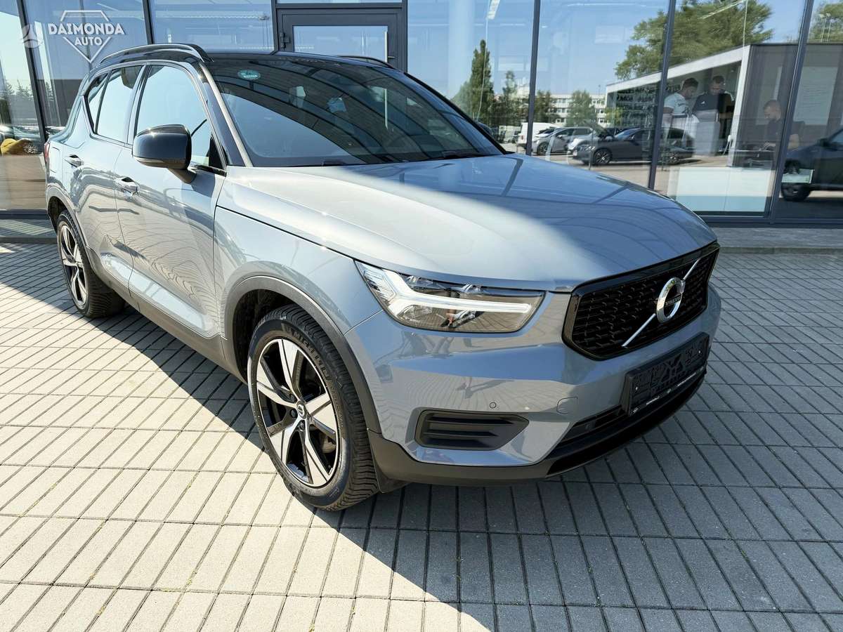 Volvo XC40 - 2