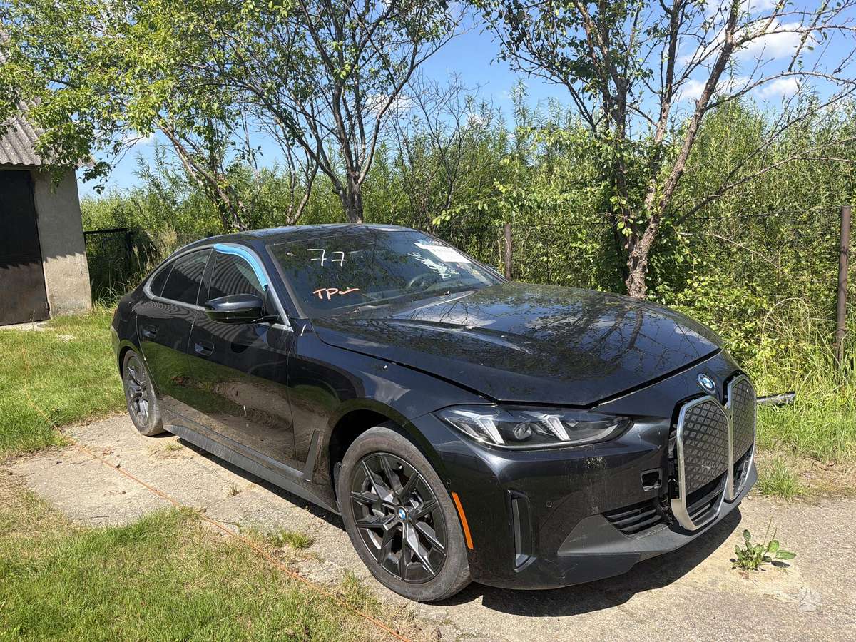 BMW i4, saloon / sedan