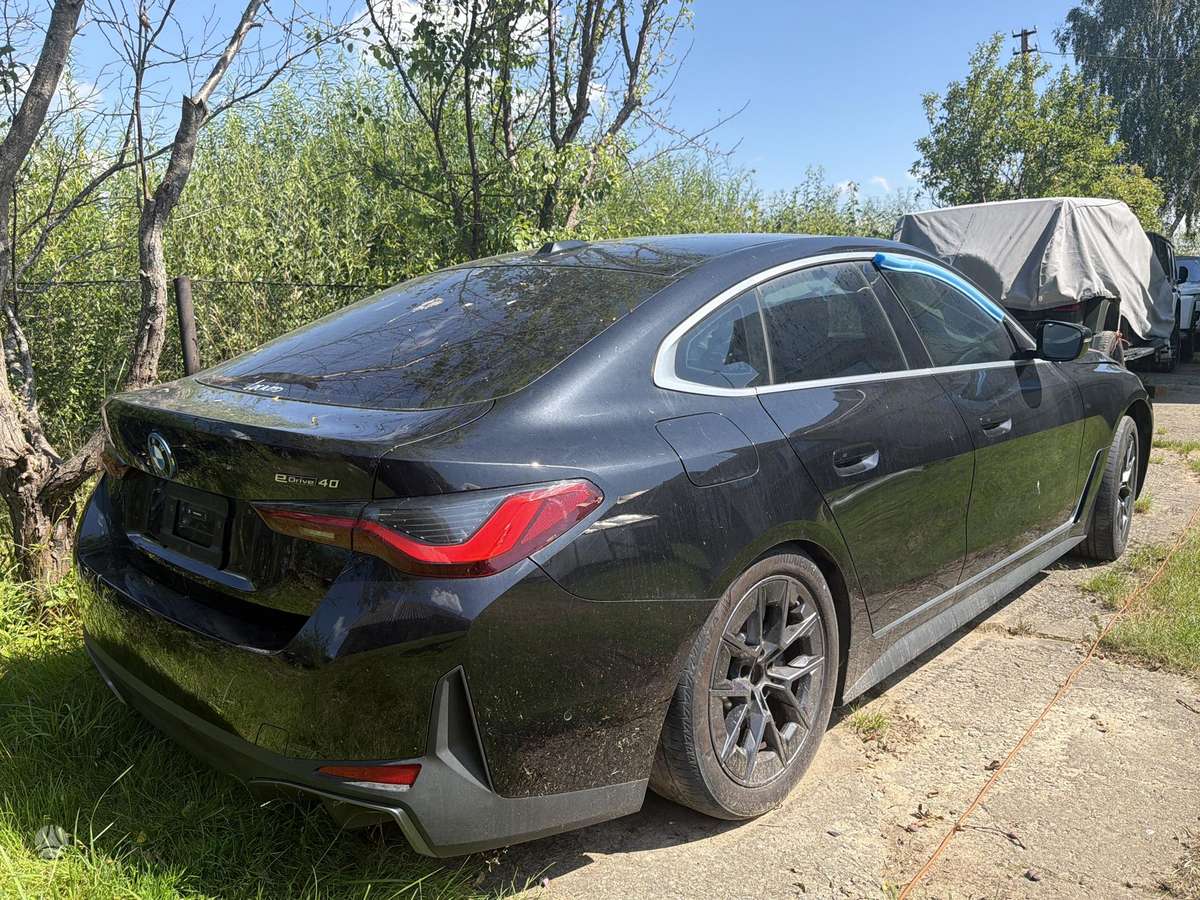 BMW i4, saloon / sedan