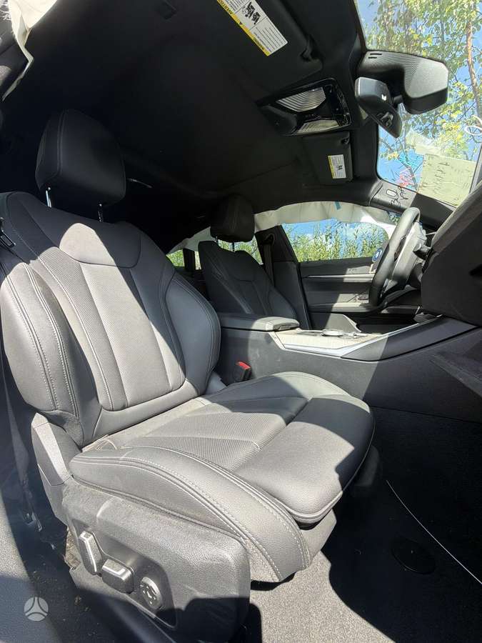 BMW i4, saloon / sedan