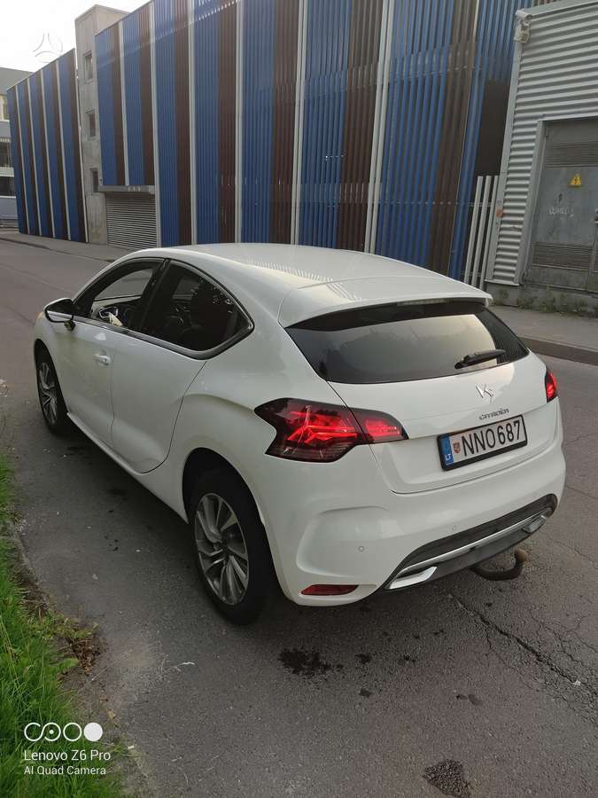 Citroen DS4, 1.6 l., hatchback