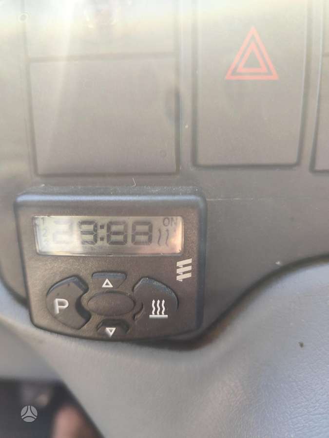 Ford Transit, Коммерческий