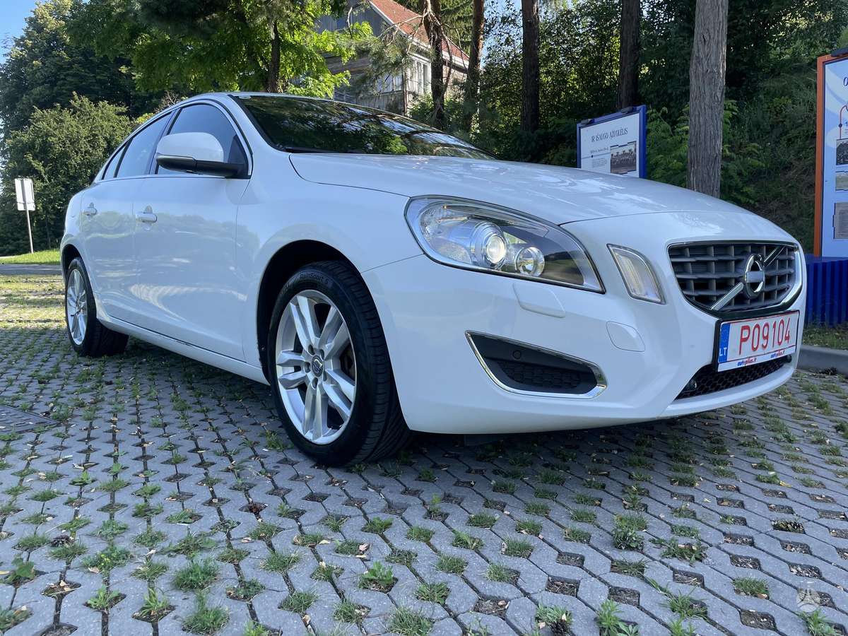Volvo S60, 1.6 l., Седан
