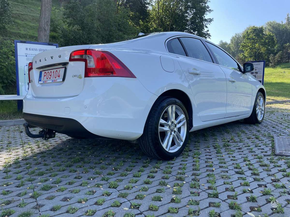 Volvo S60, 1.6 l., Седан