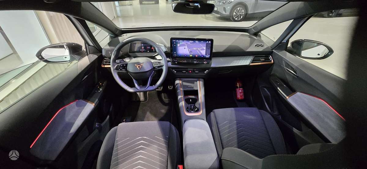 Cupra Born, 62 kWh, hatchback
