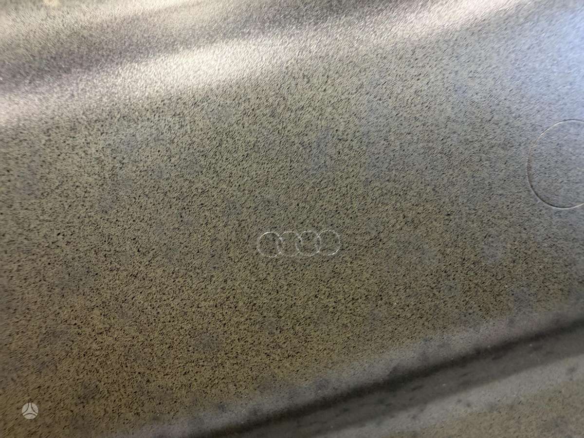 Audi A6 крышка багажника/капот
