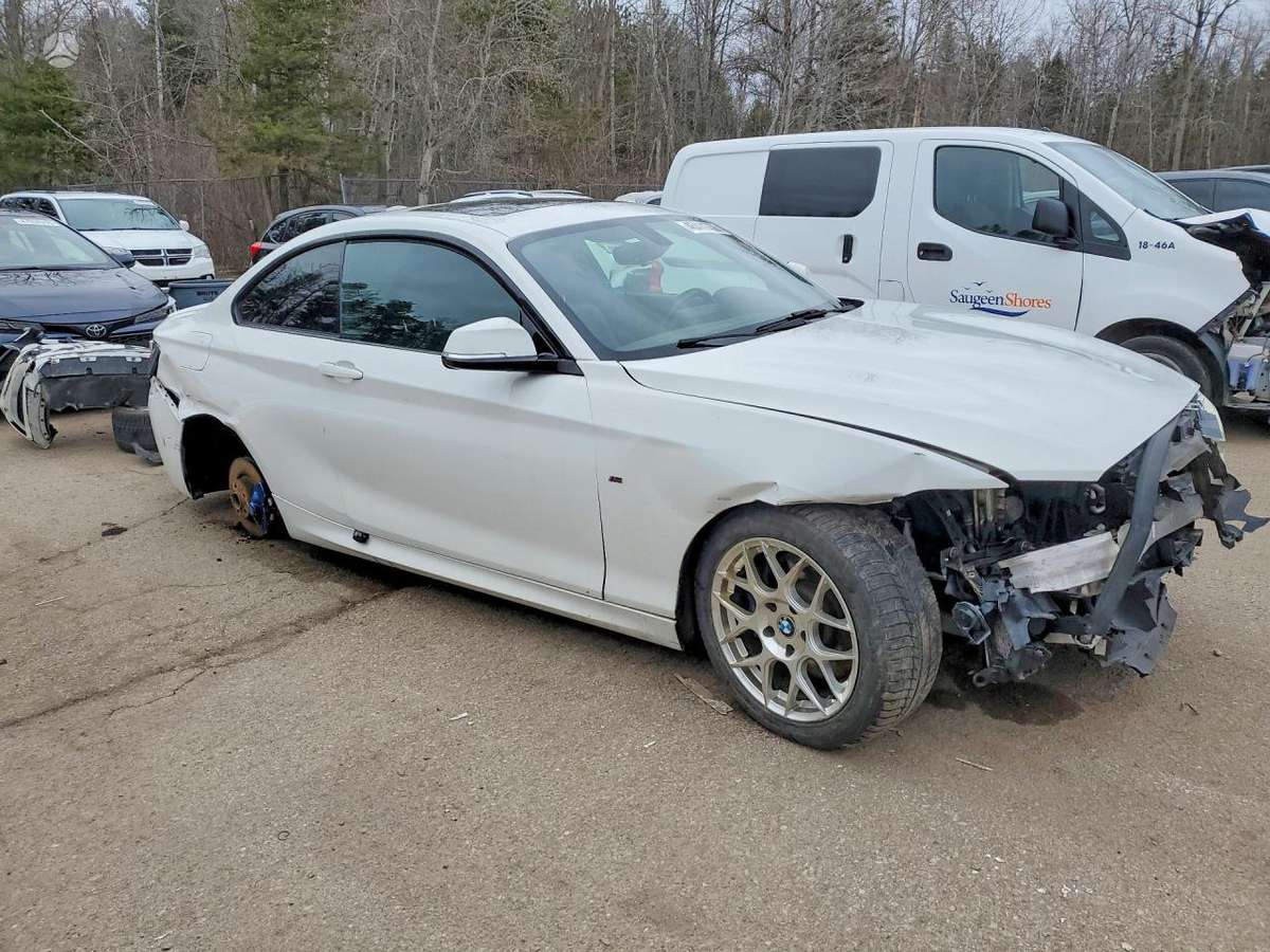 BMW M235, 3.0 l., hatchback