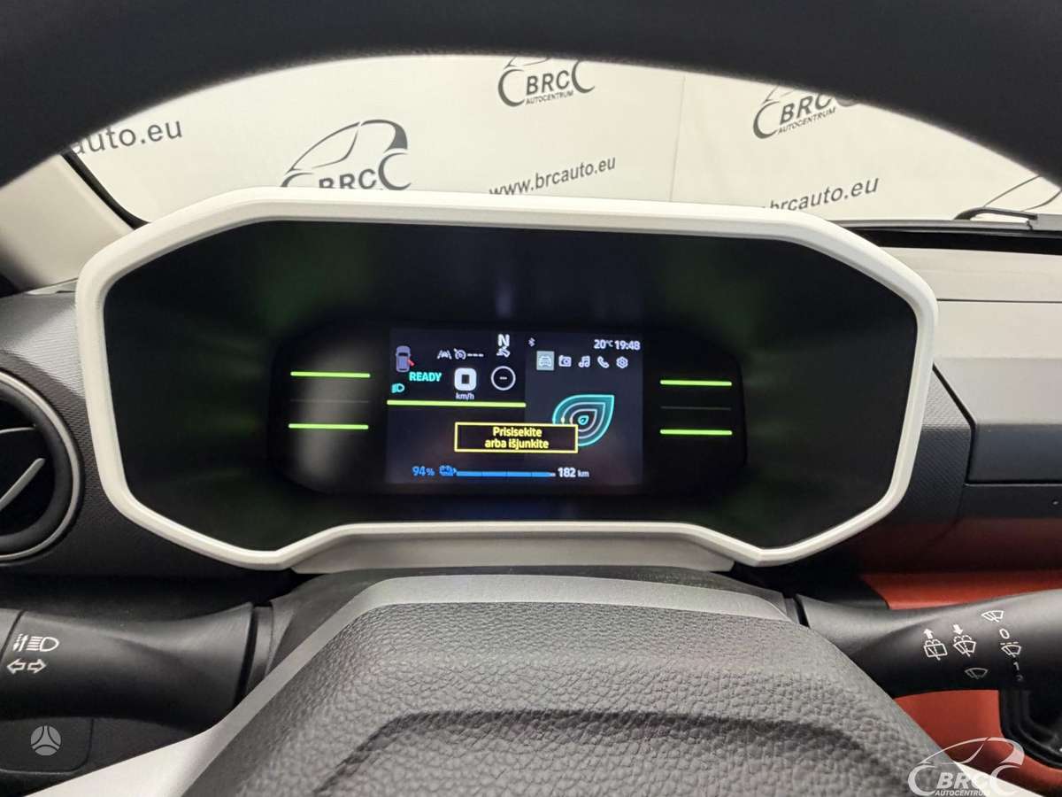 Dacia Spring, 27 kWh, hatchback