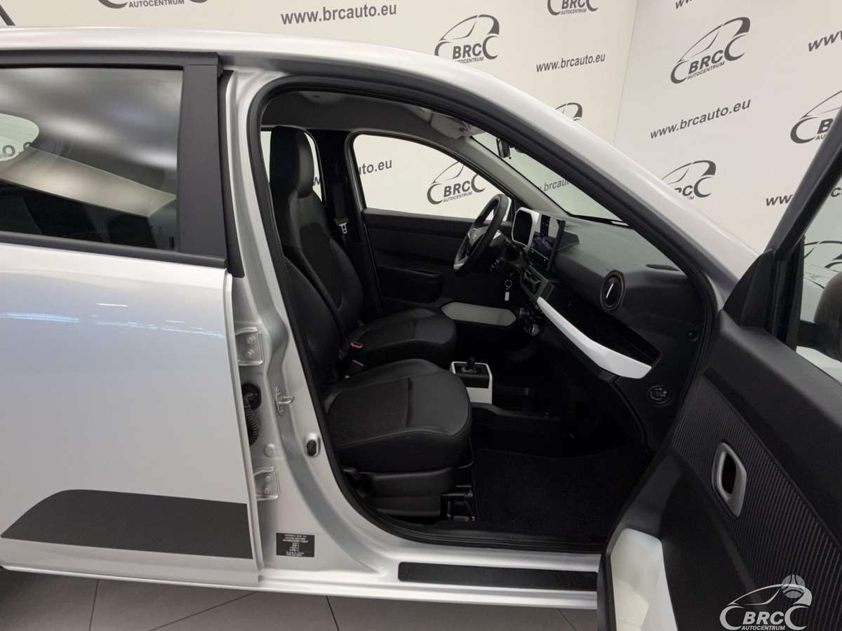 Dacia Spring, 27 кВт·ч, Хэтчбек