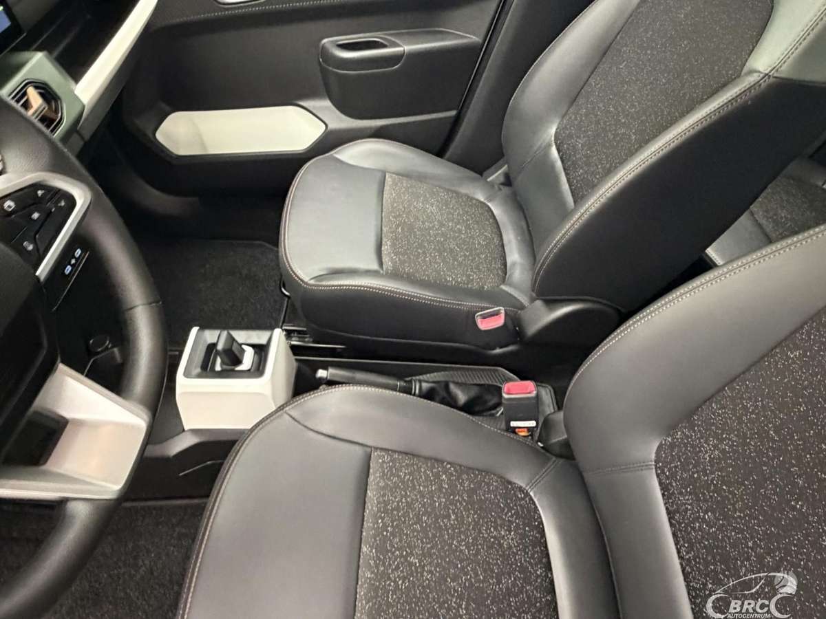 Dacia Spring, 27 кВт·ч, Хэтчбек