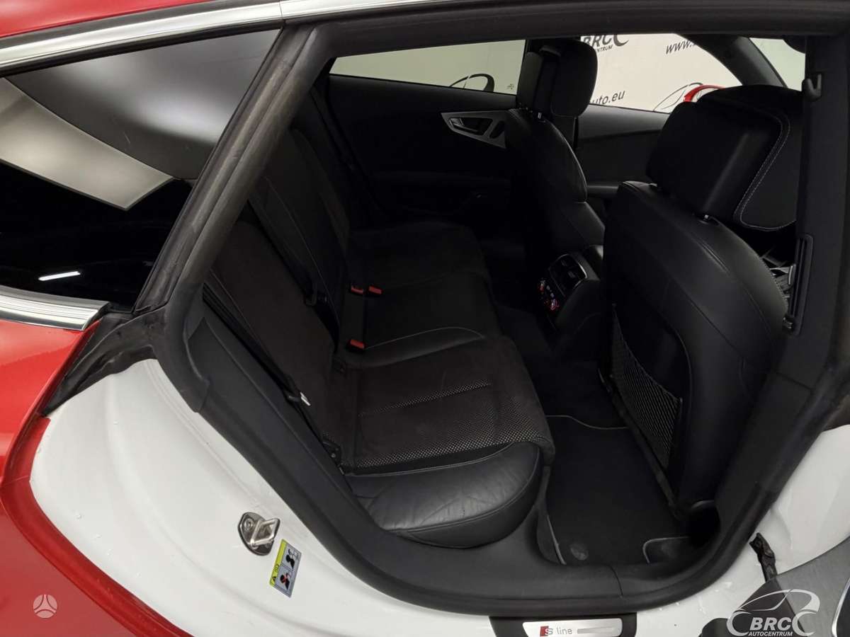 Audi A7, 3.0 l., hečbekas