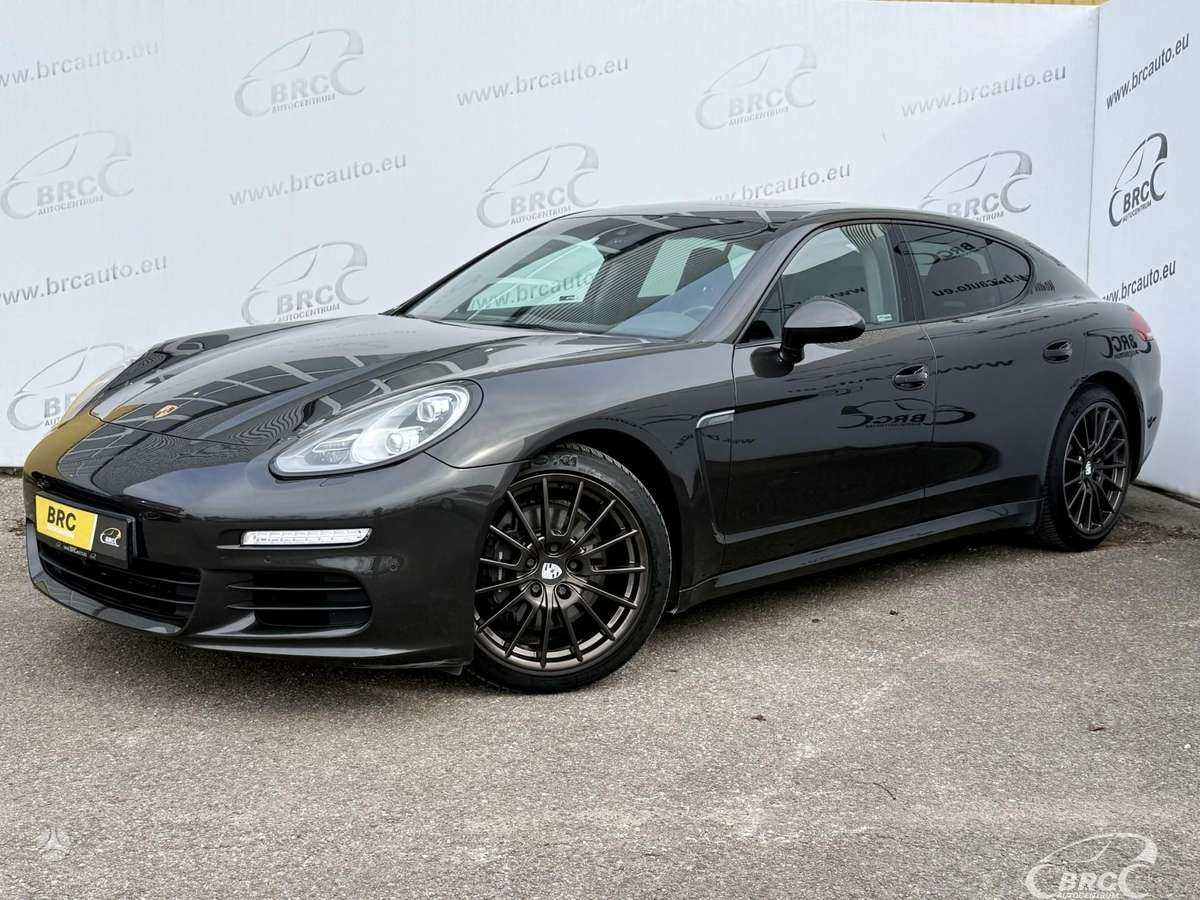 Porsche Panamera, 3.0 l., hatchback