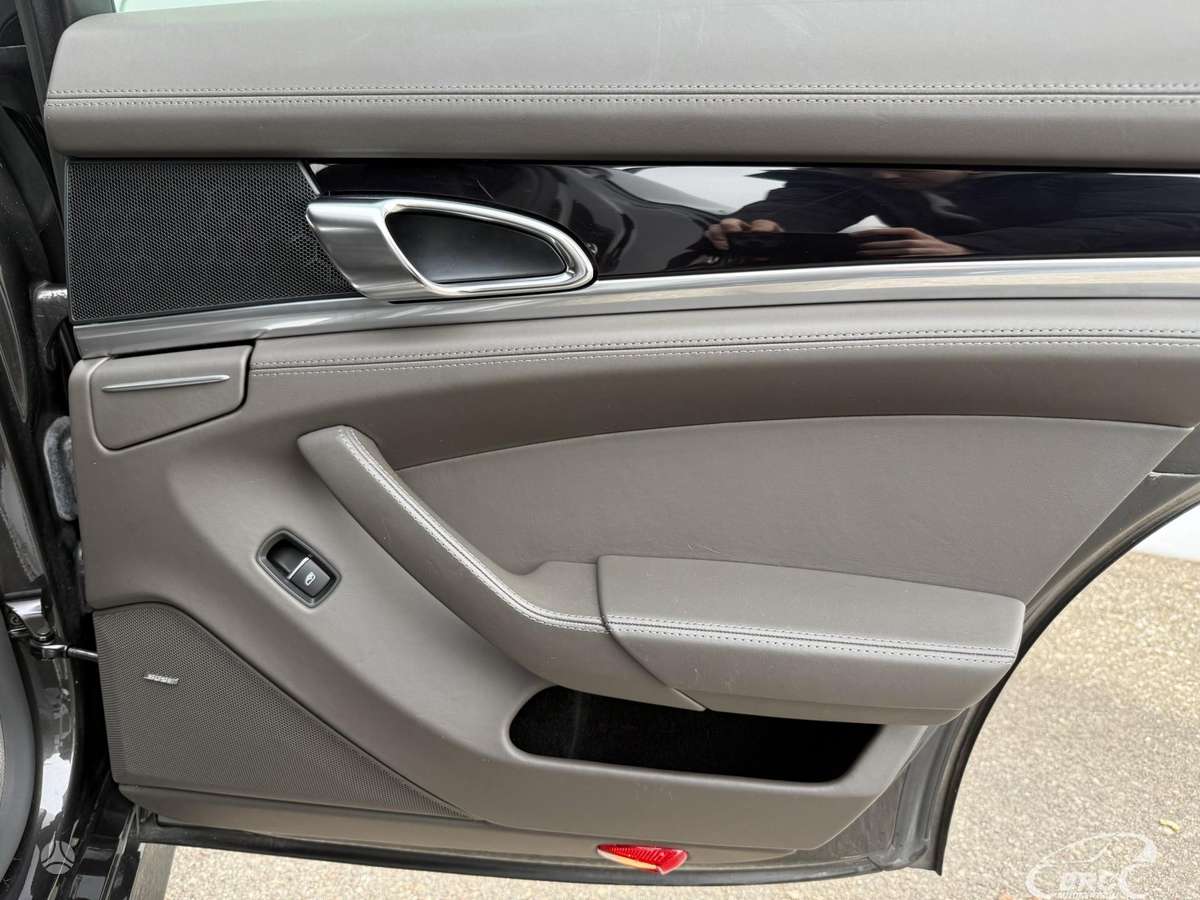Porsche Panamera, 3.0 l., hatchback