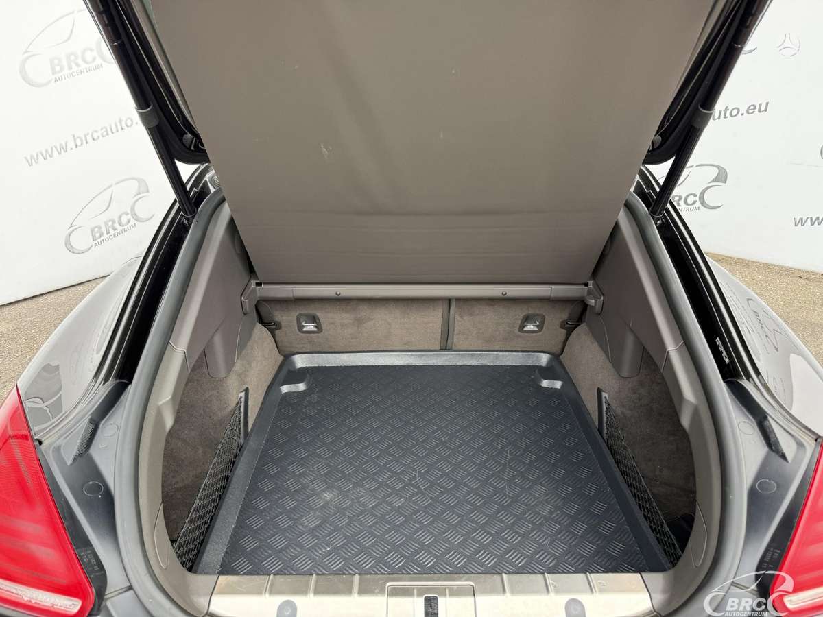 Porsche Panamera, 3.0 l., hatchback