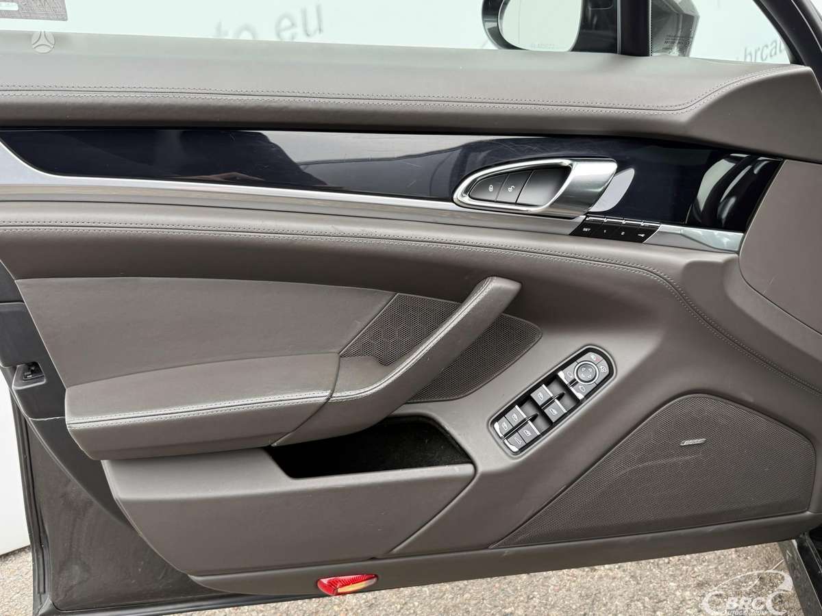 Porsche Panamera, 3.0 l., hatchback