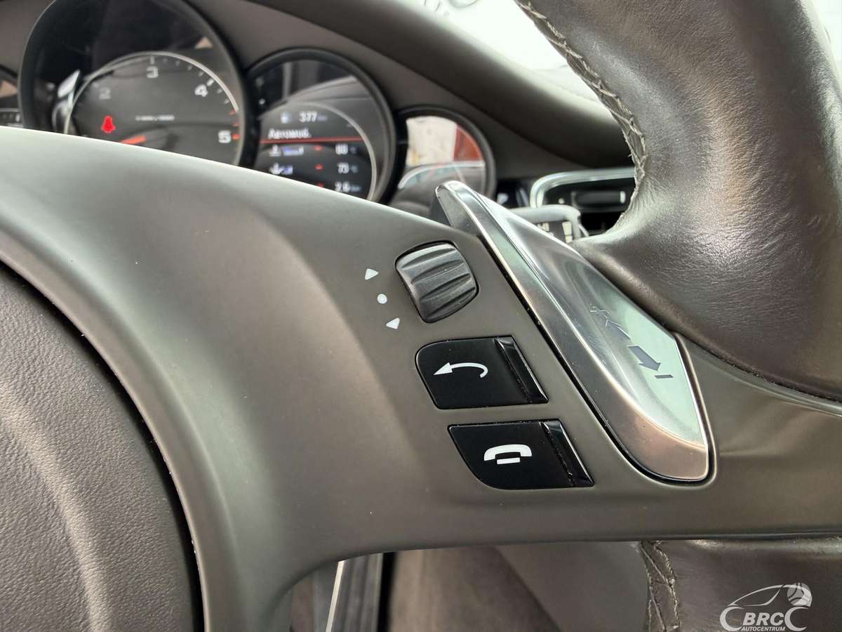 Porsche Panamera, 3.0 l., hatchback