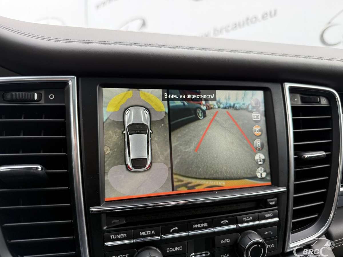 Porsche Panamera, 3.0 l., hatchback