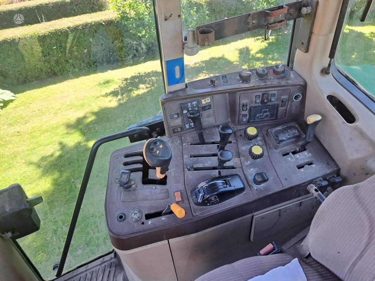 John Deere 6910 Nera pvm, su oru, tractors