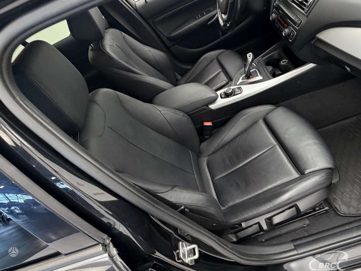 BMW 120, 2.0 l., hatchback