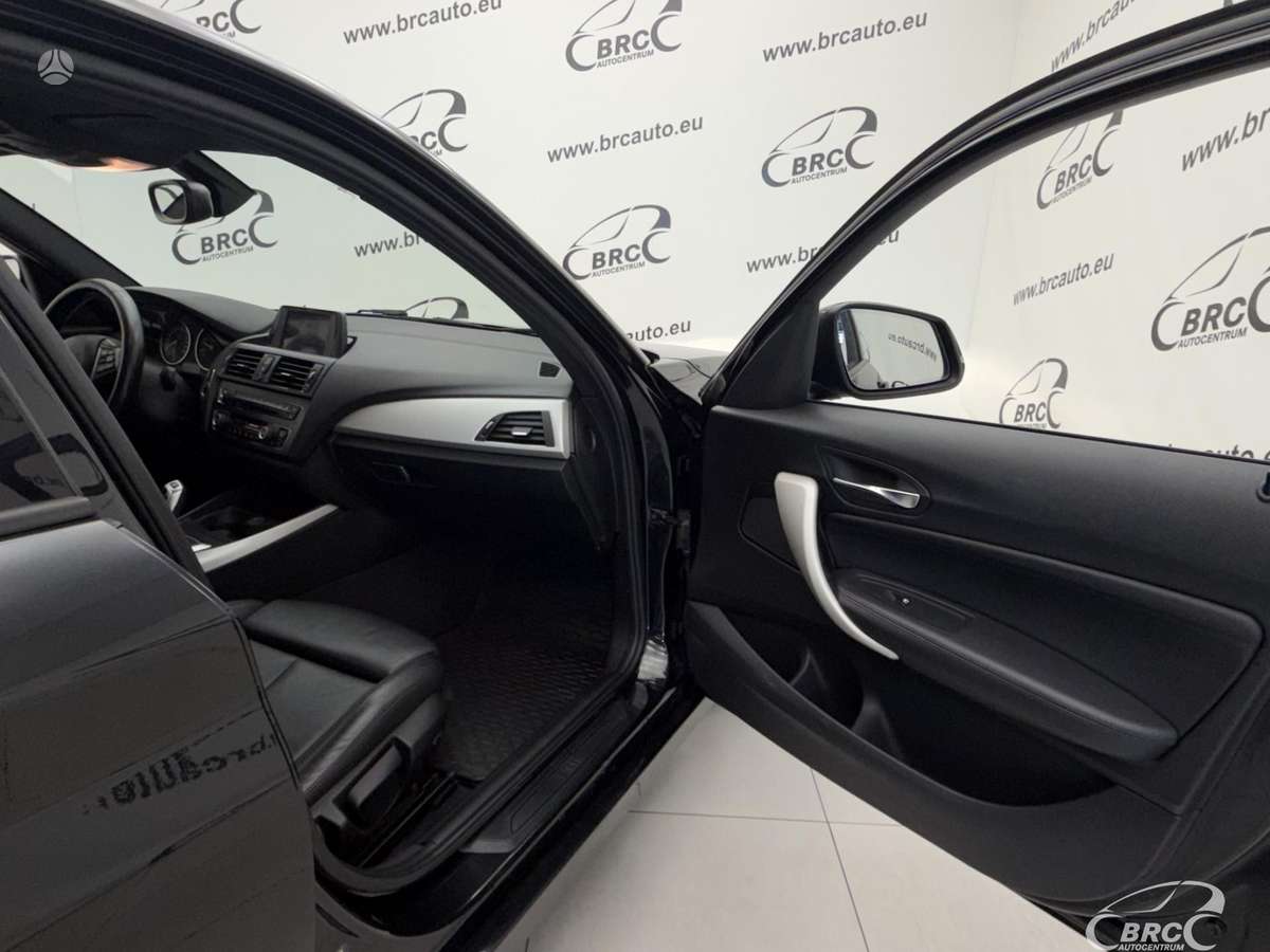 BMW 120, 2.0 l., hatchback