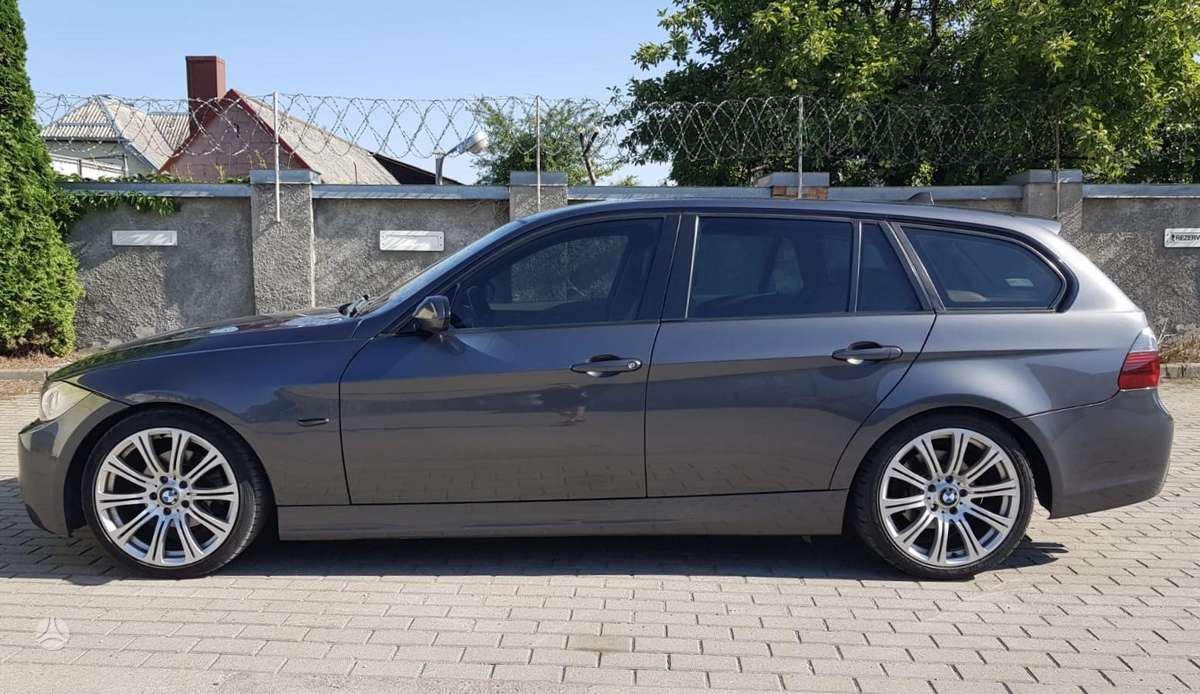 BMW 320, 2.0 l., universalas