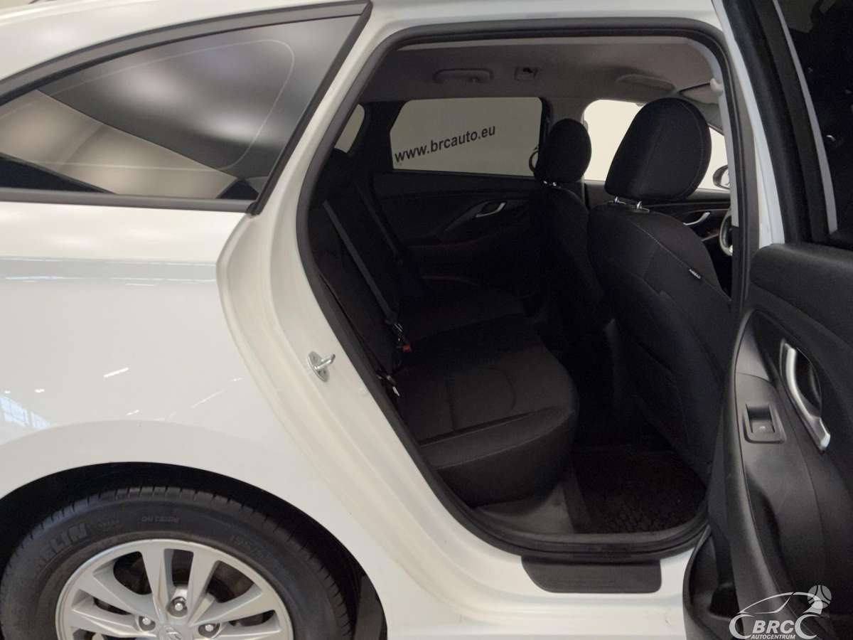 Hyundai i30, 1.4 l., Универсал