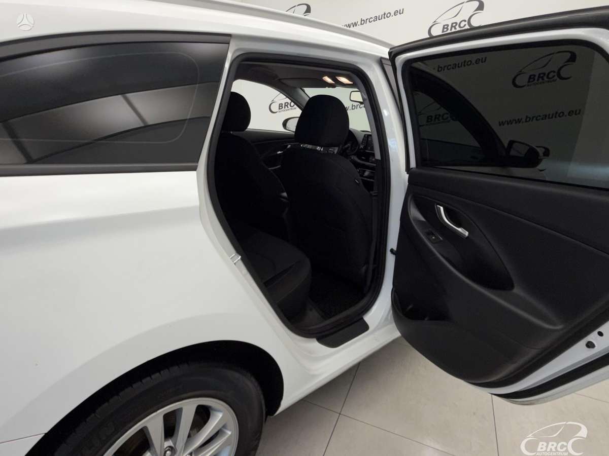 Hyundai i30, 1.4 l., Универсал