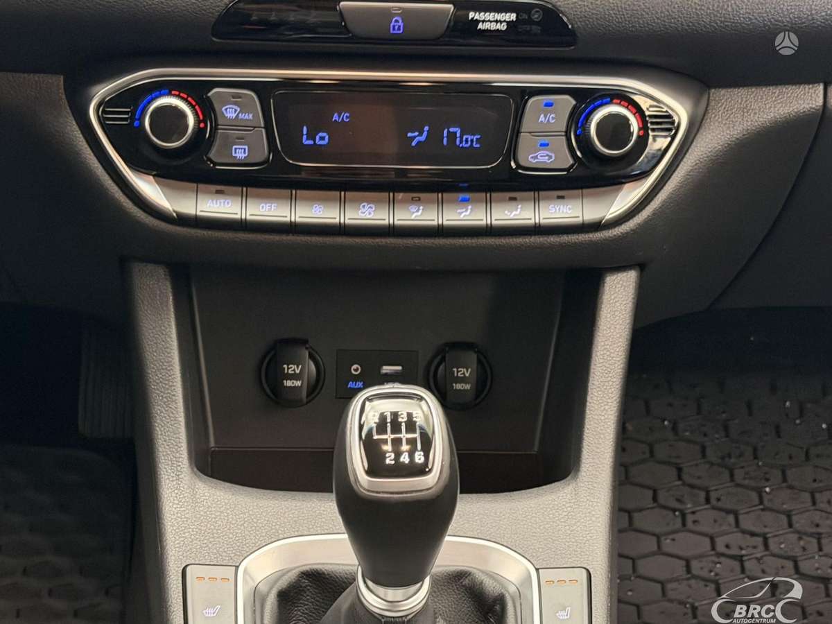 Hyundai i30, 1.4 l., Универсал
