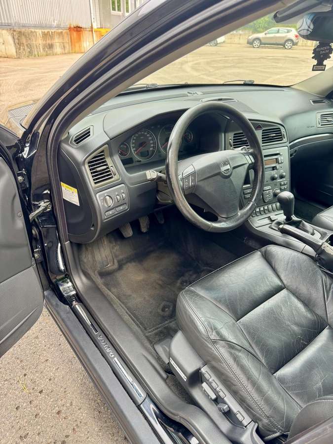 Volvo S60, 2.4 l., Седан