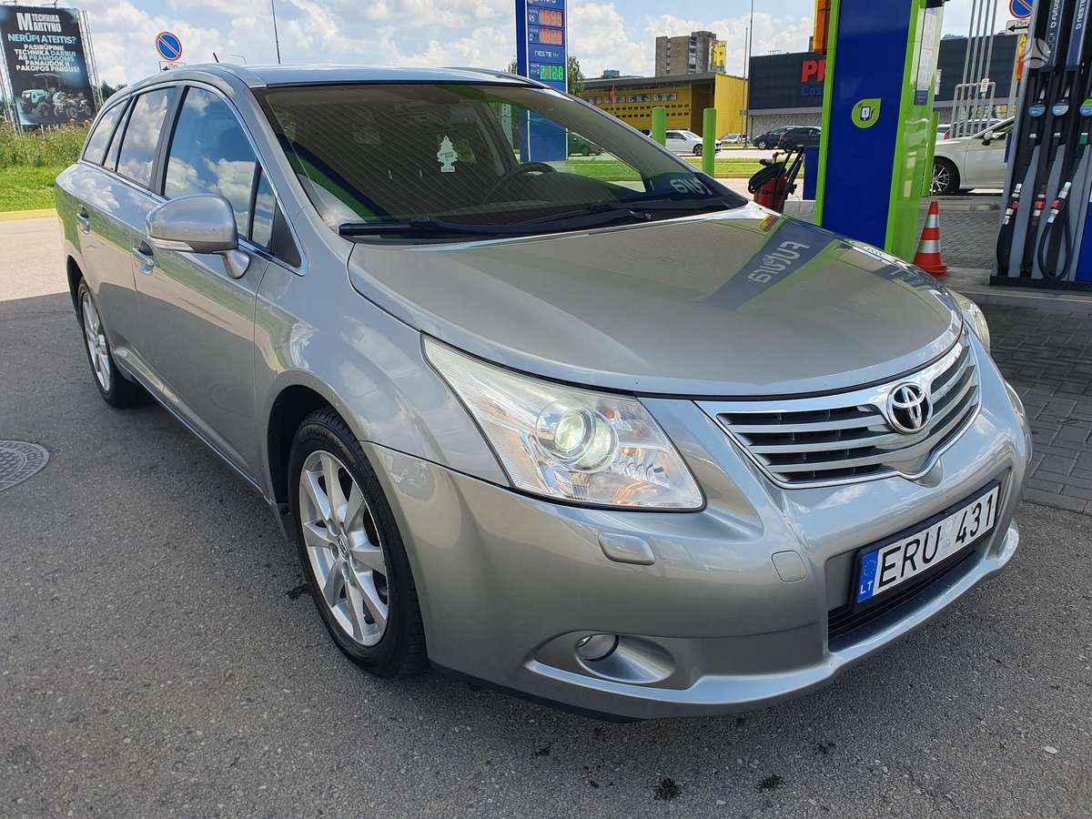 Toyota Avensis - 3