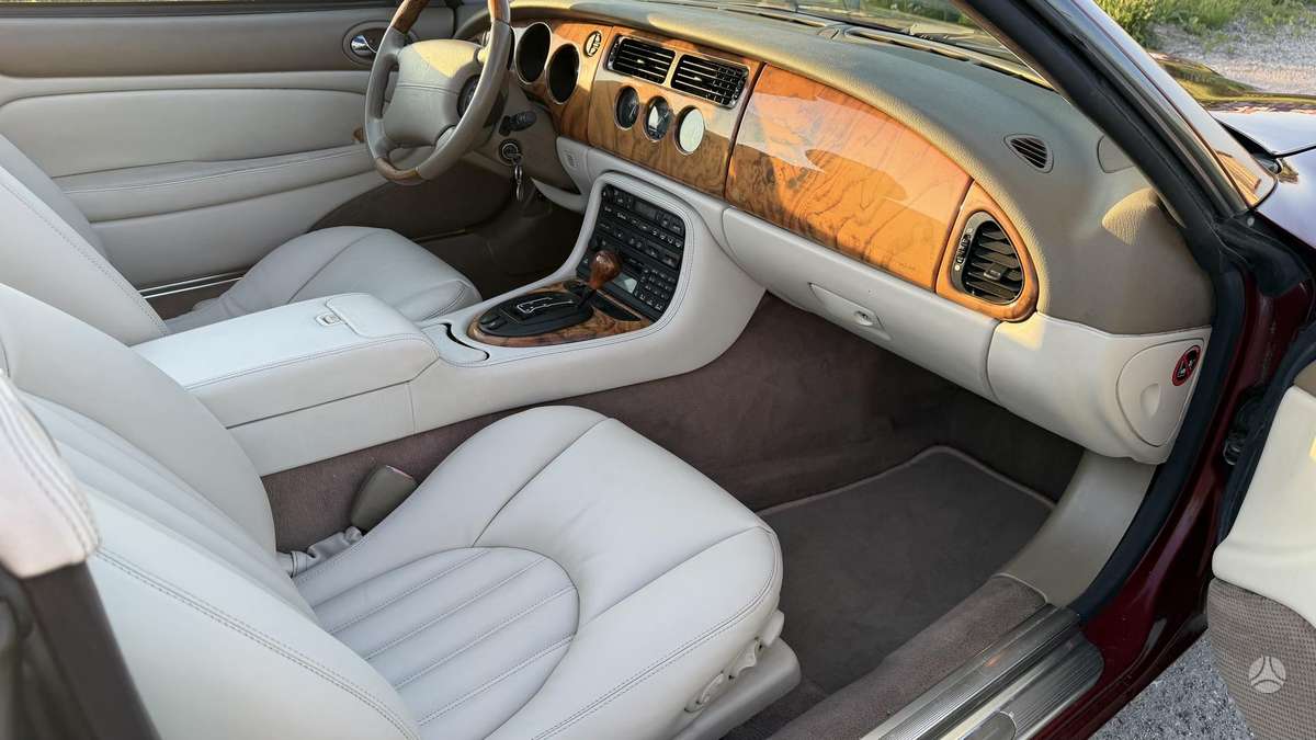 Jaguar XK8, 4.0 l., Кабриолет