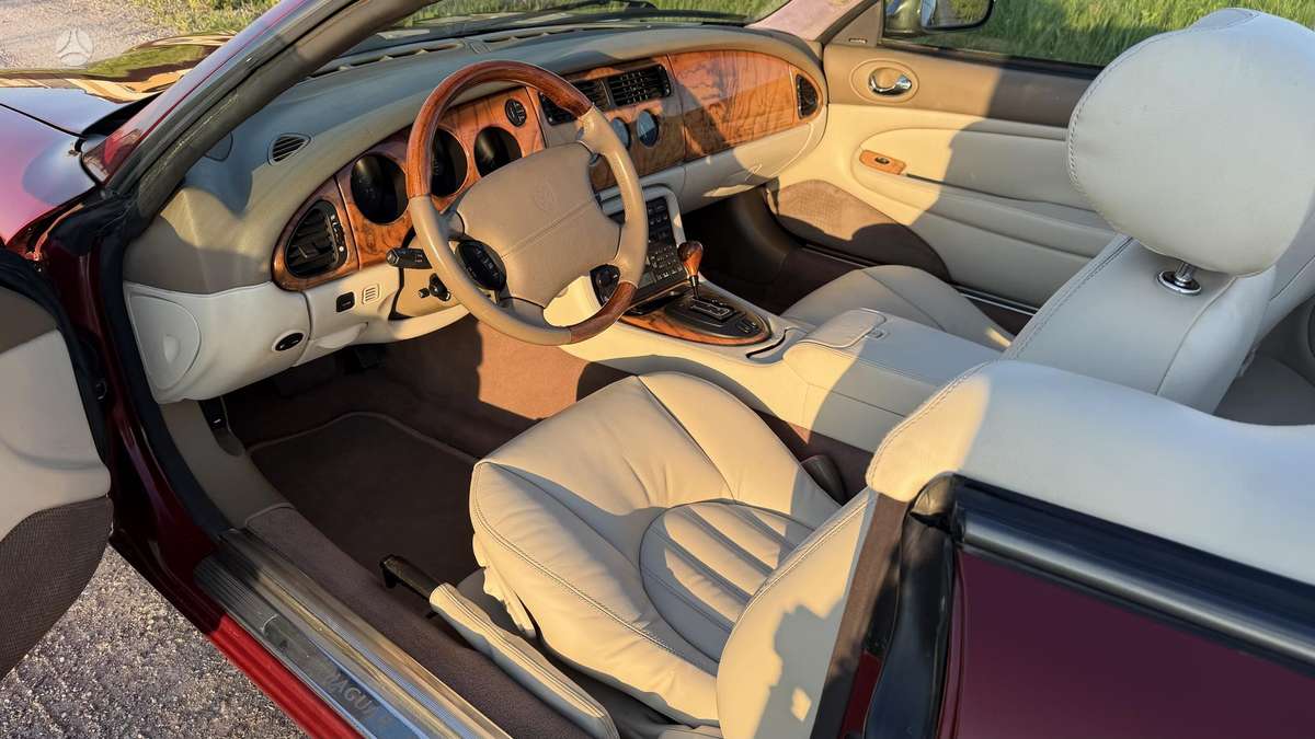 Jaguar XK8, 4.0 l., Кабриолет