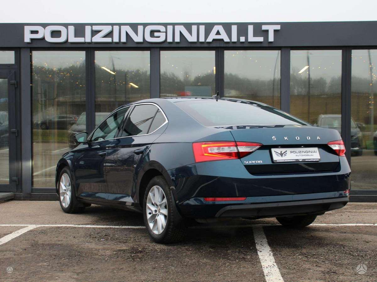 Skoda Superb, 1.5 l., hatchback
