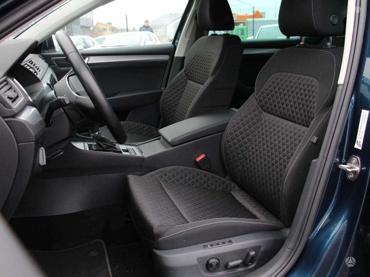 Skoda Superb, 1.5 l., hatchback