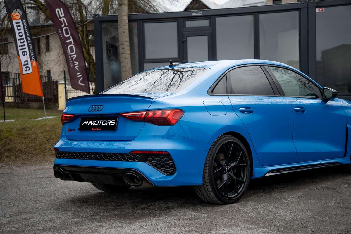 Audi RS 3, 2.5 l., Седан